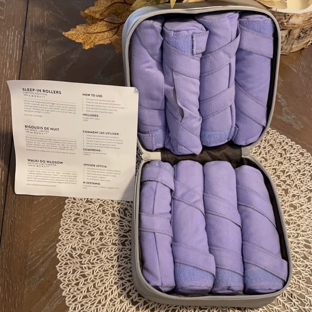 Monat Sleep In Rollers NWT
